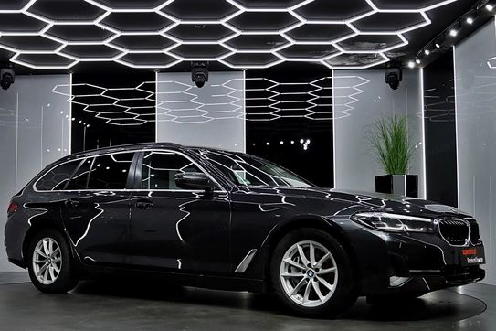 BMW Seria 5 Touring 530d Luxury Line