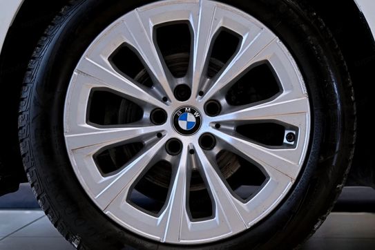 BMW Seria 3 Touring 318d Advantage