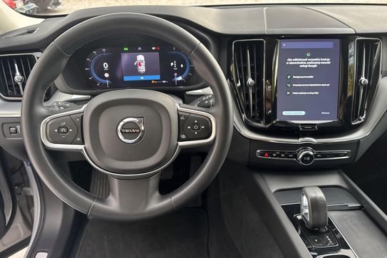 Volvo XC60 B4 D AWD Momentum Pro