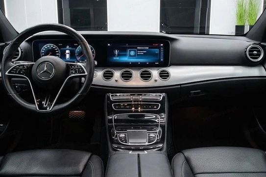 Mercedes Klasa E 220 d mHEV 4-Matic Avantgarde 9G-Tronic