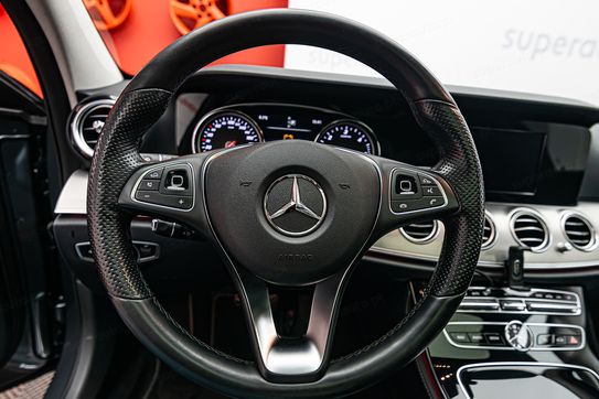 Mercedes Klasa E E 220 d 4-Matic Business Edition 9G-TRONIC