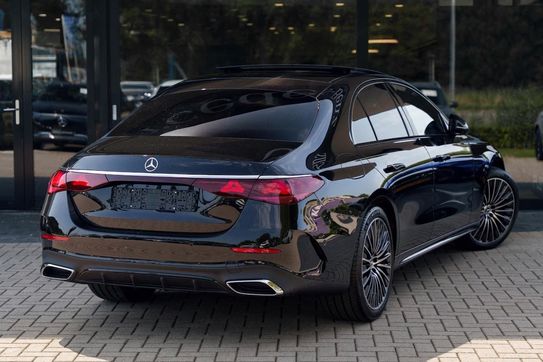 Mercedes E Klasa 220 d 4-Matic AMG