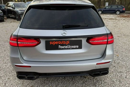 Mercedes Klasa E 400 4-Matic 9G-TRONIC