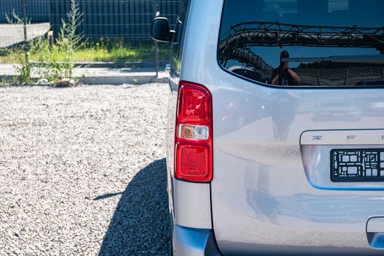 Opel Zafira Life Extra Long L2H1 Business AT8