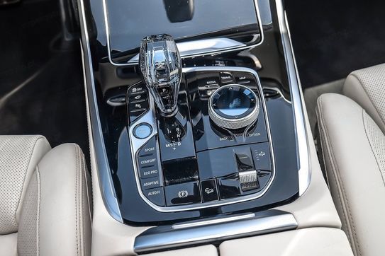 BMW X7 xDrive40d mHEV sport-aut