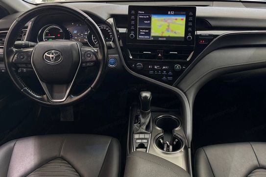 Toyota Camry 2.5 Hybrid Prestige