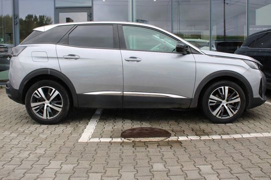 Peugeot 3008 1.5 BlueHDi EAT8