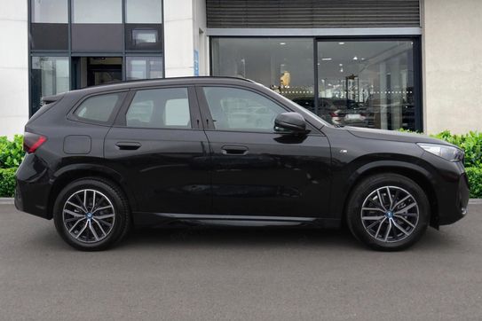 BMW iX1 eDrive20 M Sport