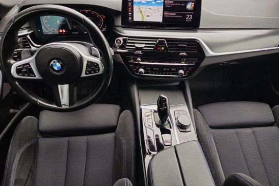 BMW Seria 5 530I Xdrive m Sport Sport