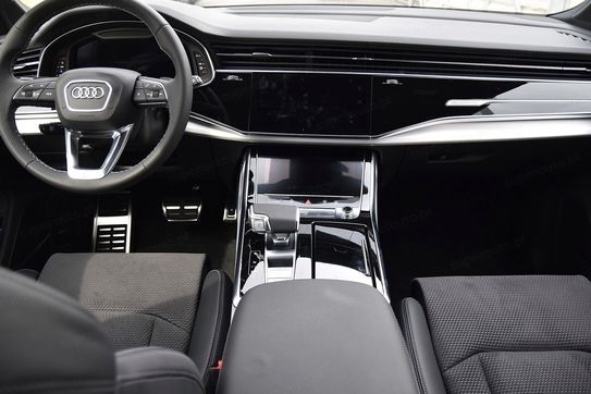 Audi Q7 50 TDI quattro S Line
