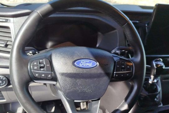 Ford Transit L4H3