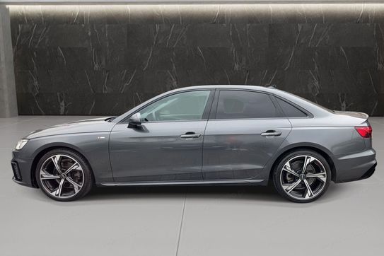 Audi A4 35 TFSI mHEV S Line