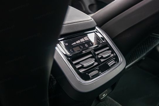 Volvo S60 B5 AWD Ultimate Dark aut