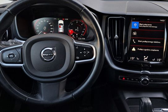 Volvo XC60 B4 D AWD Momentum