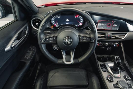 Alfa Romeo Giulia Turbo Veloce Q4