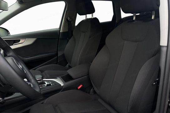 Audi A4 40 TFSI mHEV S tronic