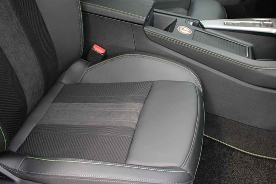 Peugeot 308 GT SW EAT8 1.5 BlueHDi