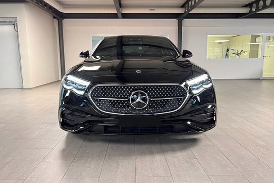 Mercedes E Klasa 220 d 4-Matic AMG