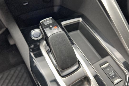 Peugeot 3008 Allure 1.6 Hybrid e-EAT8
