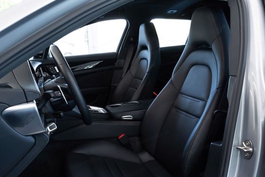 Porsche Panamera 4S E-Hybrid Sport Turismo