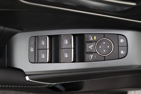 Nissan Qashqai Tekna 1.3 mHEV CVT