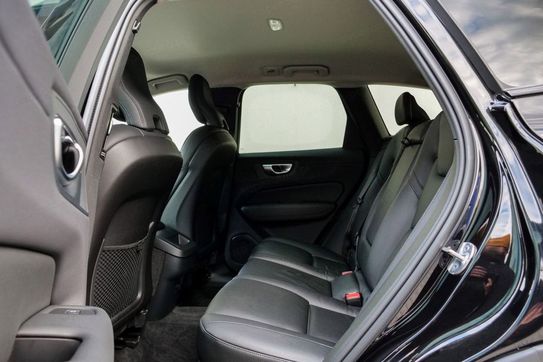 Volvo XC60 B4 B Plus Dark aut