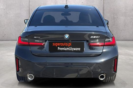 BMW Seria 3 330i xDrive M Sport