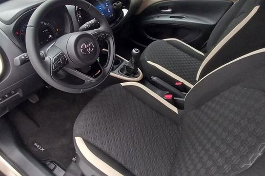 Toyota Aygo X Teamplayer 1.0 Benzyna
