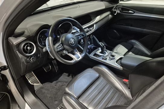 Alfa Romeo Stelvio Turbo Veloce Q4