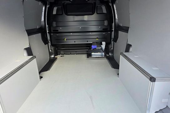 Peugeot Expert XL L2H1 EAT8