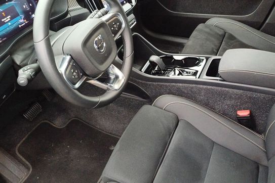 Volvo XC40 B3 Plus Dark aut