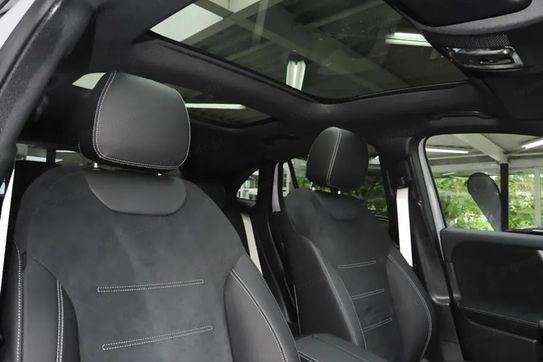 Mercedes GLA 220 4-Matic AMG Line