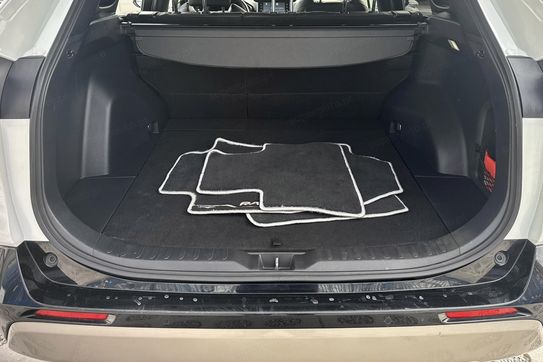 Toyota RAV4 Selection 2.5 Hybrid