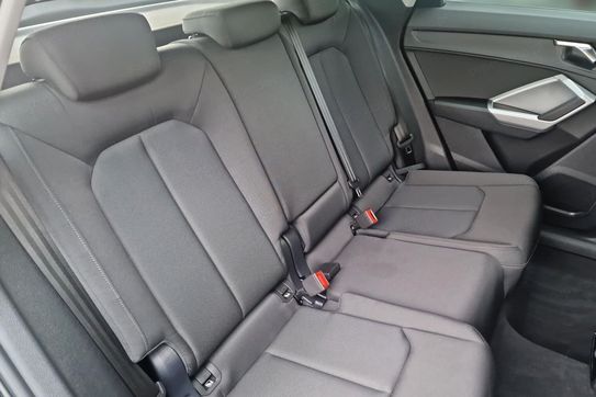 Audi Q3 35 TFSI mHEV S-Line S tronic