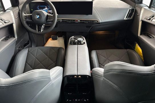 BMW iX M70 xDrive