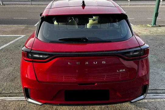 Lexus LBX Elegant 1.5 Hybrid