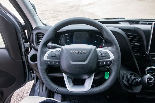 Iveco Daily 35S18 Zabudowa 10EP