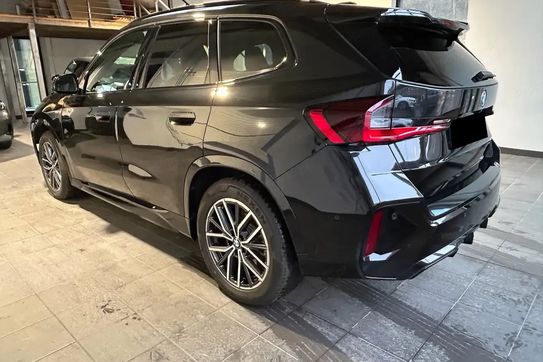 BMW iX1 eDrive20 M Sport
