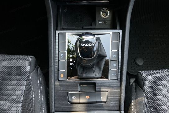 Skoda Superb 2.0 TDI SCR Style DSG