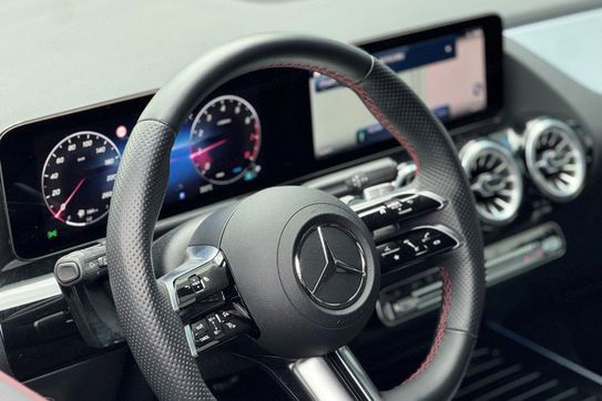 Mercedes GLA 200 AMG Line