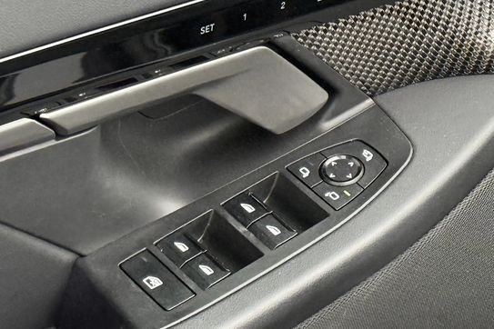 BMW Seria 5 520i M Sport