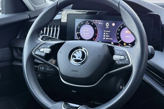 Skoda Superb TSI Essence DSG