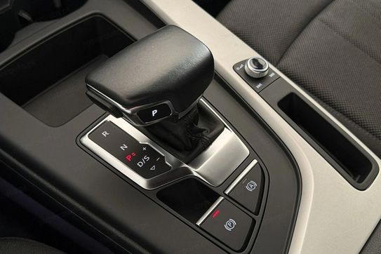 Audi A4 Avant 40 TFSI