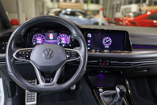 Volkswagen Golf EVO R-Line
