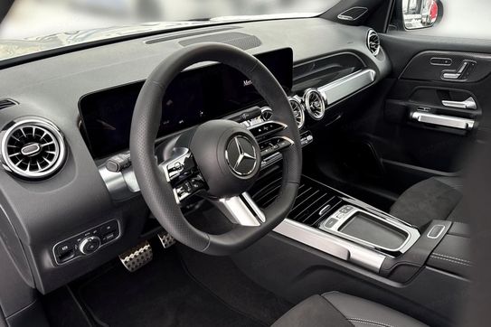 Mercedes GLB 220 d 4-Matic AMG Line 8G-DCT