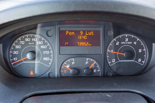 Peugeot Boxer Kontener 8EP + Winda