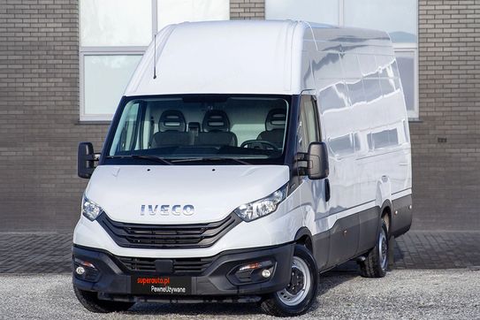 Iveco Daily 35S16 L4H3 18m3