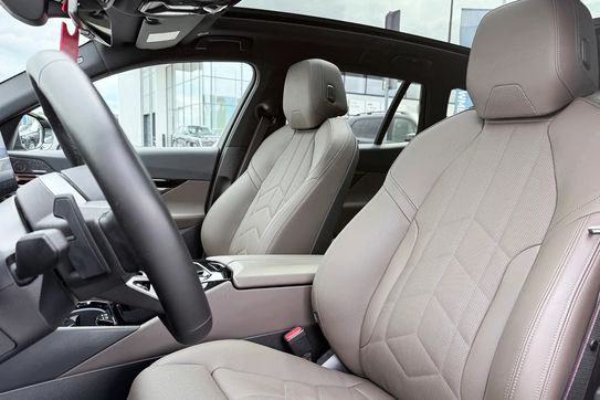 BMW Seria 5 Touring 520d xDrive M Sport
