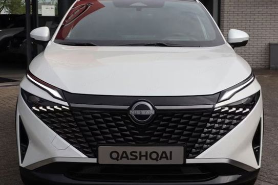 Nissan Qashqai Tekna Xtronic 1.3 DIG-T mHEV