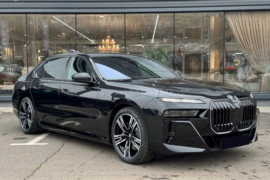 BMW Seria 7 740d xDrive M Sport